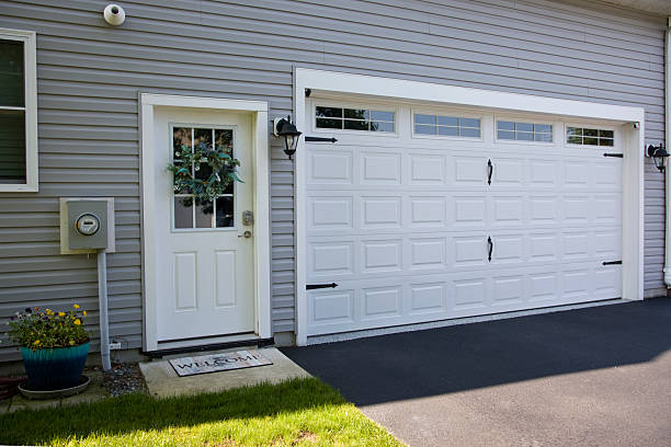 24/7 Emergency Garage Door Roller Replacement experts in Forney, TX